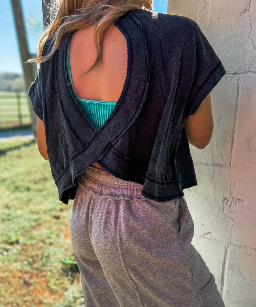 Peek-a-boo Open Back Cross Shirt - Black