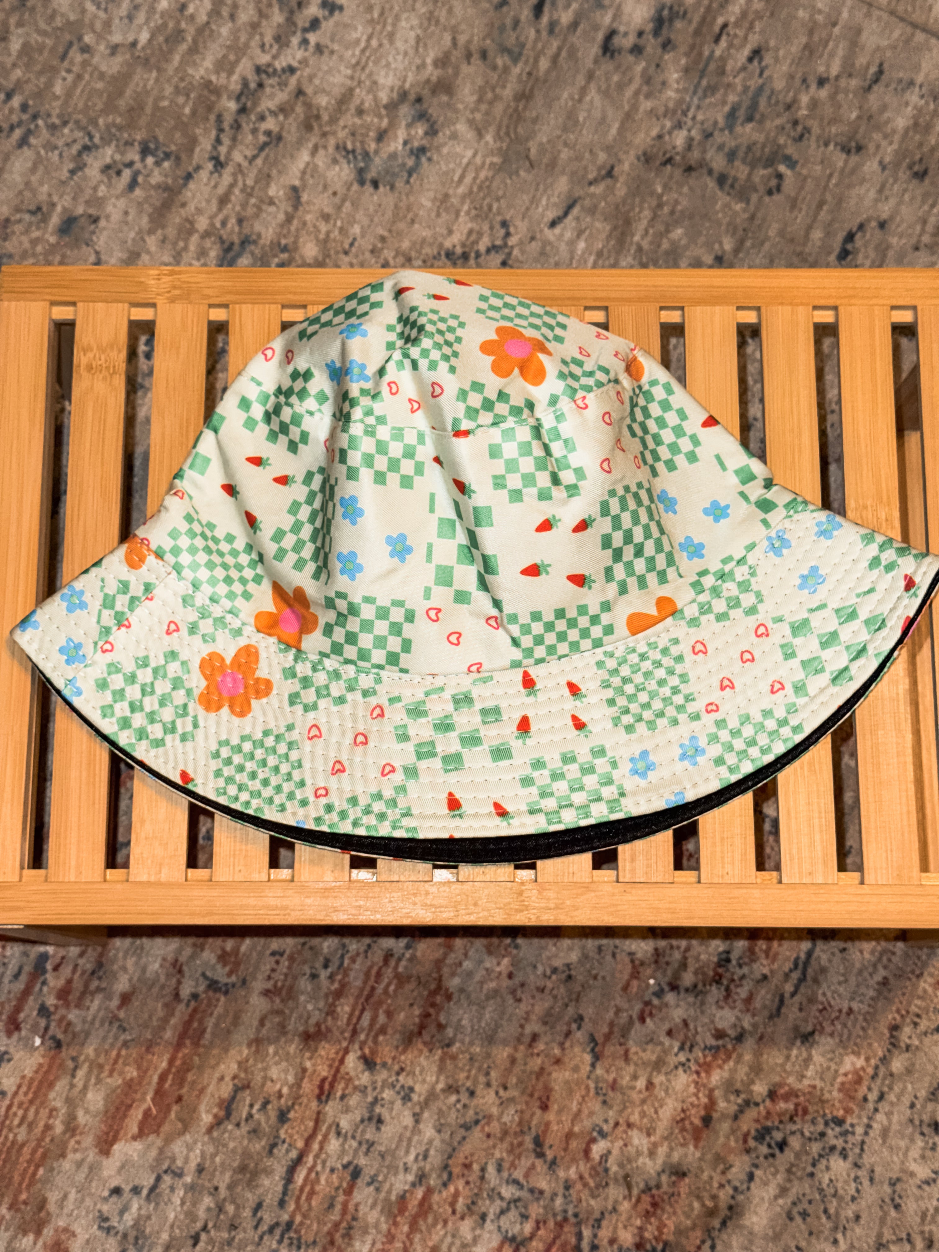 Green Pattern Bucket Hat