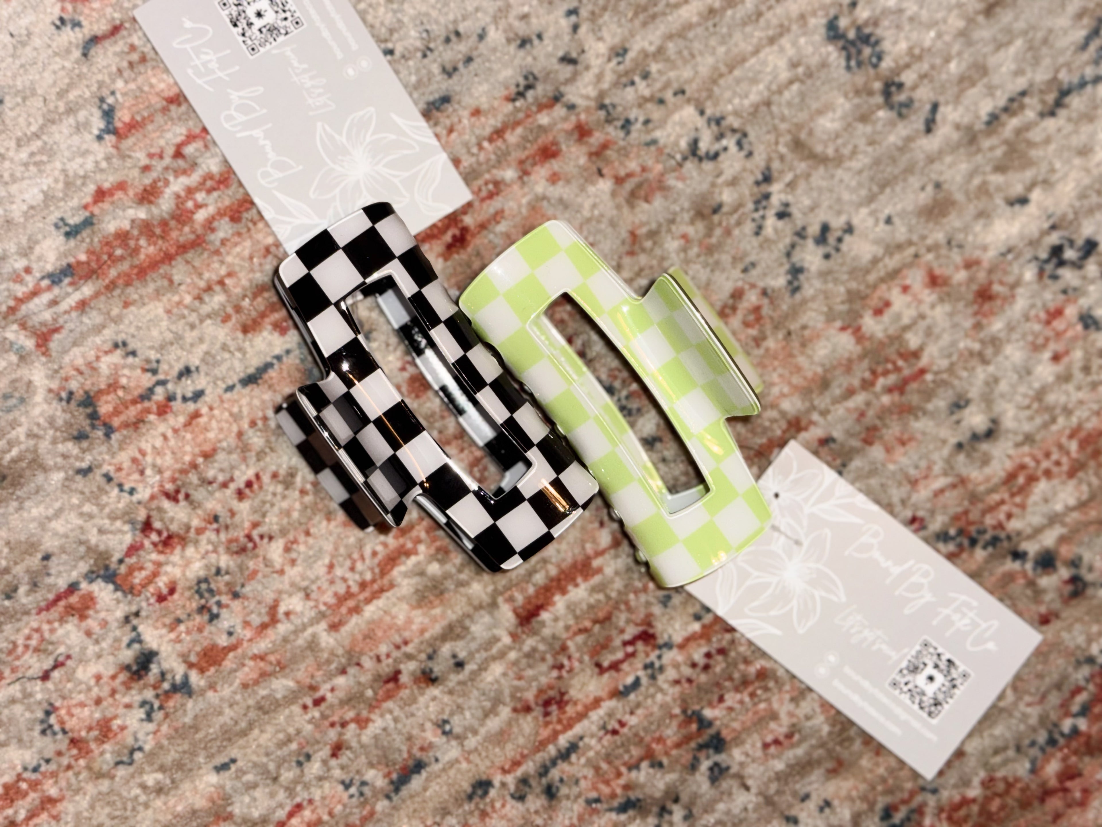 Checkered Claw Clip - Black